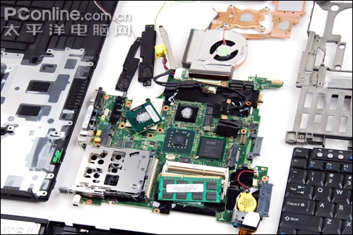 ATI小黑本Thinkpad T400拆解